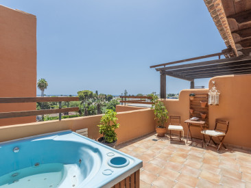 Duplex in Estepona