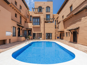 Duplex in Estepona — photo 2