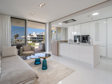 Apartment in Estepona — photo 2