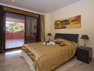 Apartment in Estepona — photo 5