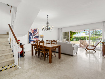 Town House in Marbella — photo 3