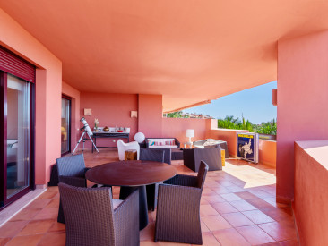 Apartment in Estepona — photo 5