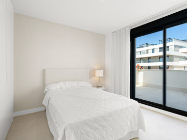 Apartment in Estepona — photo 2