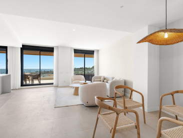 Apartment in Estepona — photo 2