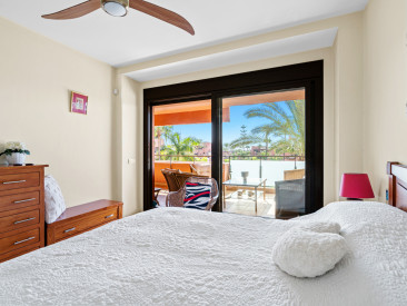 Apartment in Estepona — photo 4