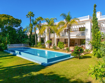 Villa for sale in Estepona East, Casasola, Estepona - PANR-15527