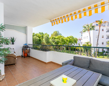 Apartment for sale in Calahonda, Mijas Costa - ST6157