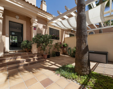 House for sale in Torrequebrada, Benalmadena - ST6091