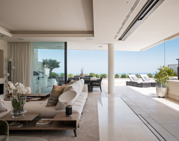 Apartment for sale in La Quinta, Benahavís - NF-01350P