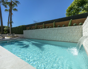 Villa for sale in Isla de Guadalmina, San Pedro de Alcantara - 1916