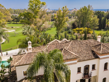 Villa in Marbella — photo 2