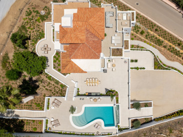 Villa in Marbella — photo 2