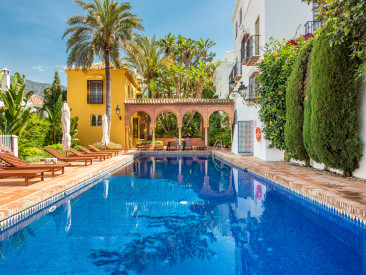 Town House in Marbella — photo 4