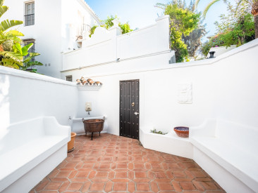 Town House in Marbella — photo 6