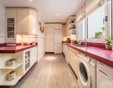 Apartment for sale in Marbella - PANR-15900