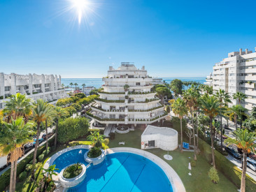 Apartment in Marbella — photo 2