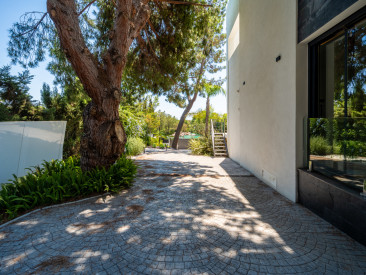 Villa in Marbella — photo 2