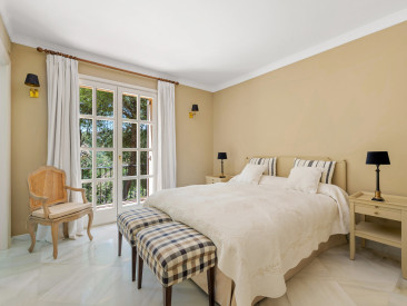 Villa in Benahavis — photo 3