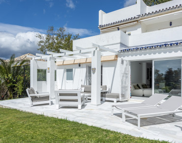 Apartment for sale in Nueva Andalucia - PANR-15547