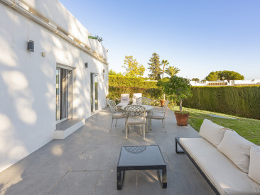 Town House in Marbella — photo 6