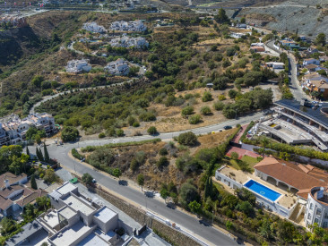 Plot / Land in Benahavis