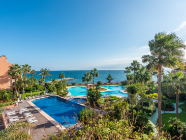 Apartment in Marbella — photo 5