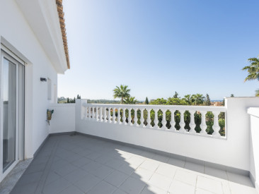 Villa in Marbella — photo 2