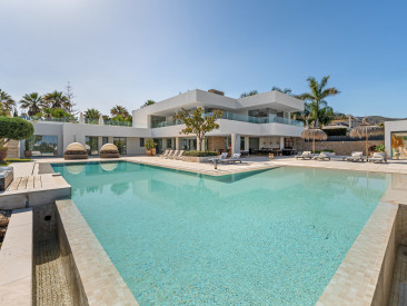 Villa in Marbella — photo 4