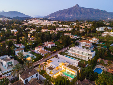 Villa in Marbella — photo 3