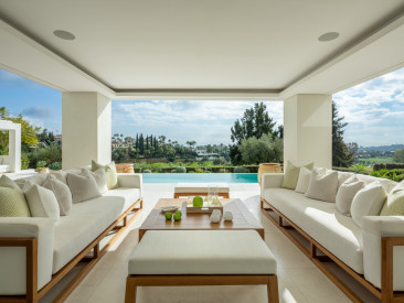 Villa in Marbella — photo 2