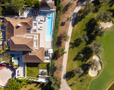 Villa for sale in Nueva Andalucia - SV2141