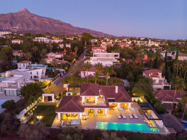 Villa in Marbella — photo 2