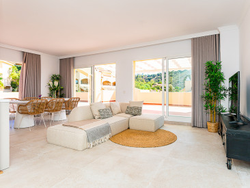 Penthouse in Marbella — photo 2