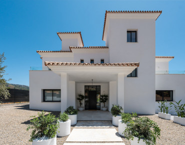 Villa for sale in Elviria - HRB-01109P
