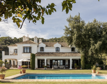 Villa for sale in El Madronal - HRB-00831P