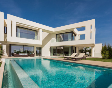 Villa for sale in Marbella East, Real de Zaragoza, Marbella - PANR-13564