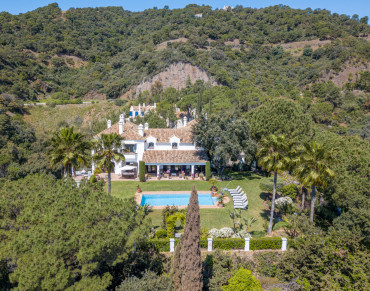 Villa for sale in El Madronal - PANR-13185