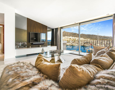 Penthouse for sale in Marbella - PANR-14792