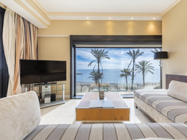Apartment in Marbella — photo 2