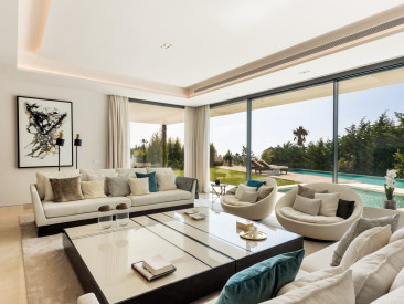 Villa in Marbella — photo 2