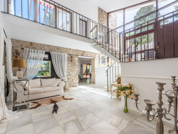 Villa in Marbella — photo 2