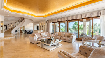 Villa for sale in Benahavis, Málaga €13.950.000 — photo 2 of 100