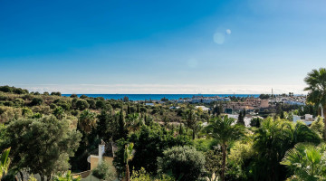 Villa for sale in Benahavis, Málaga €13.950.000 — photo 3 of 100