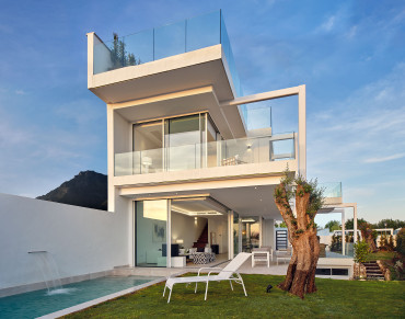 Villa for sale in Marbella - PANR-12746