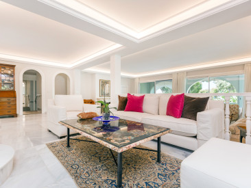Villa in Marbella — photo 2