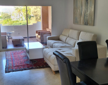 Middle floor apt for sale in Marbella