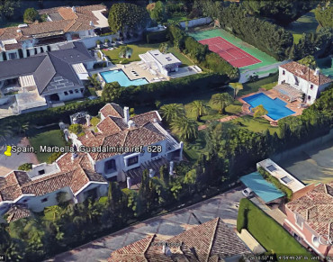 Exclusive villa by the sea!