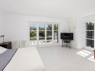 Villa in Marbella — photo 2