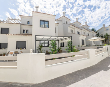 Town House for sale in Estepona - R5210323
