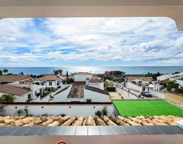 Villa for sale in La Duquesa - 361-10851P